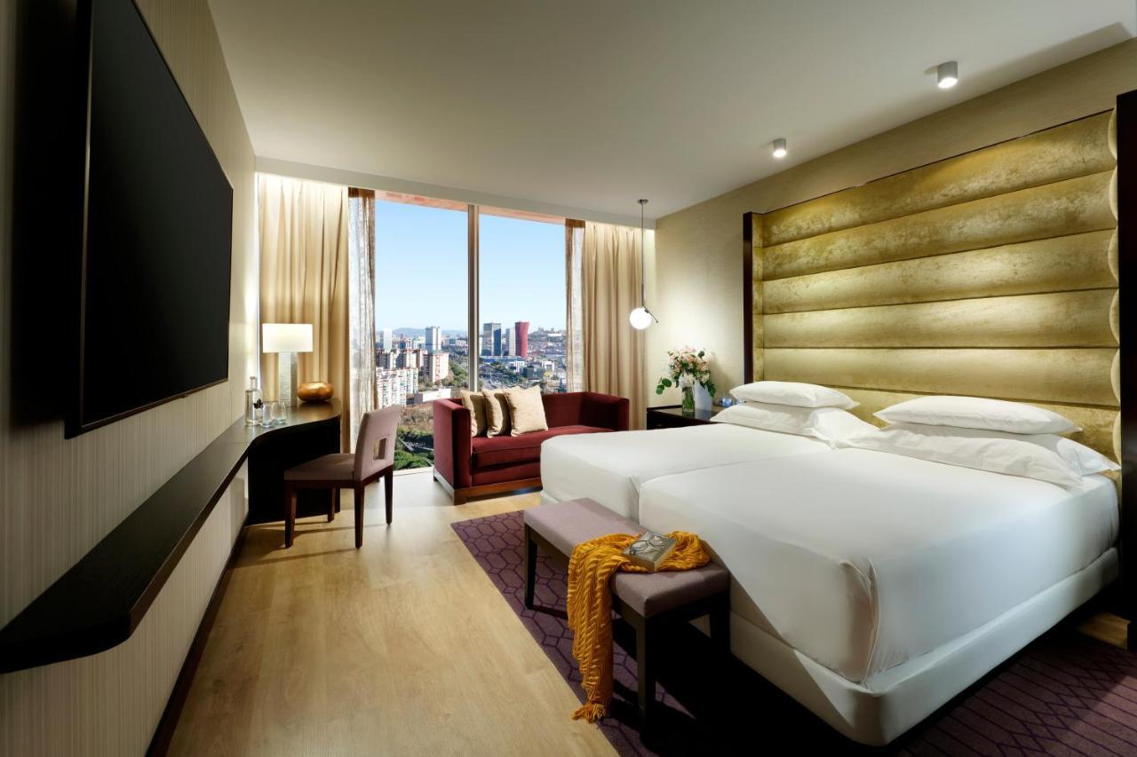 Hyatt Regency Barcelona Tower 5* L’Hospitalet de Llobregat
