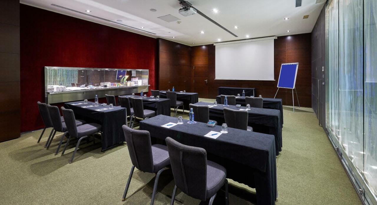 Hyatt Regency Barcelona Tower 5* L'Hospitalet de Llobregat
